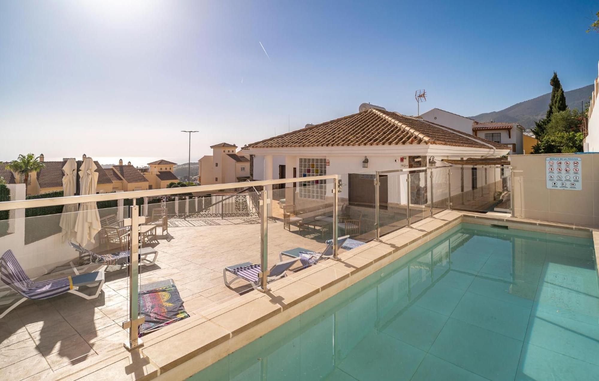 Lovely Home In Benalmadena With Kitchen Exterior foto
